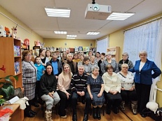 Поэзия, рождённая сердцем: творческий вечер к 80-летию Ники Стальковой