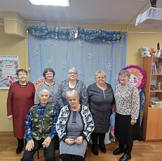 «Раз в крещенский вечерок…»: Рождественские посиделки клуба «Сибирячка»