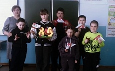 Восемь оценок памяти и надежды!