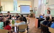  БОЛЬШОЕ КОСМИЧЕСКОЕ ПУТЕШЕСТВИЕ В ДЕТСКОЙ БИБЛИОТЕКЕ