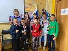 "Мы флагом России гордимся" - Мастер-класс