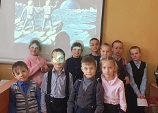 "Космическое путешествие" 60 лет - выхода человека в открытый космос)