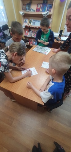  Патриотический квест в библиотеке: узнаём Родину через игру!