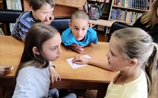"Сказочное царство — мудрое государство" в детской библиотеке!